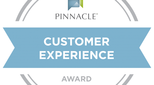 Pinnacle Award logo transparent cust experience award